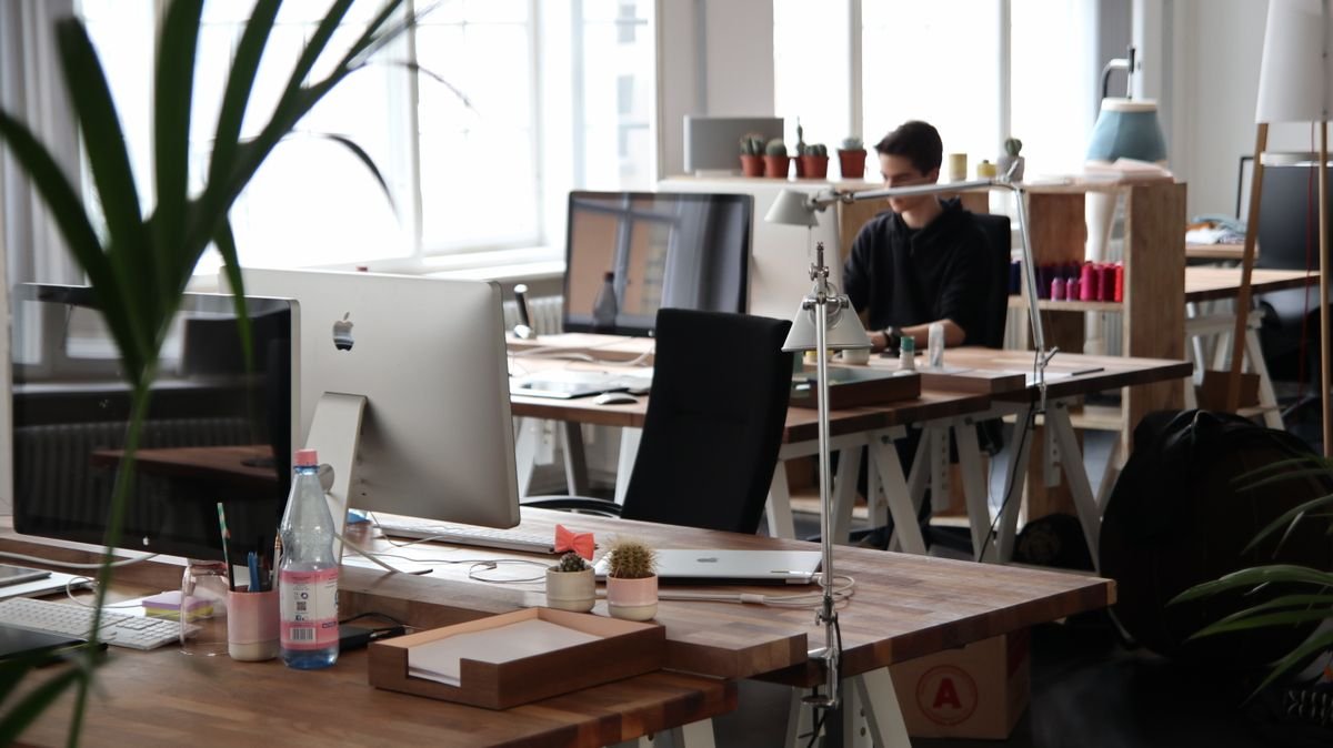 Axlogix connectivity in commercial buildings